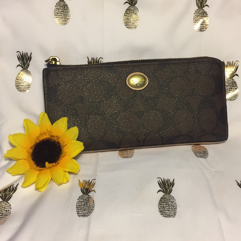 Coach wallet